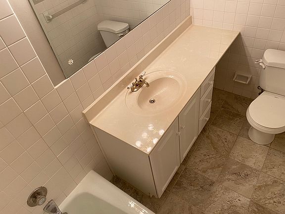 5th image of 2112 Acacia Park Dr #2102