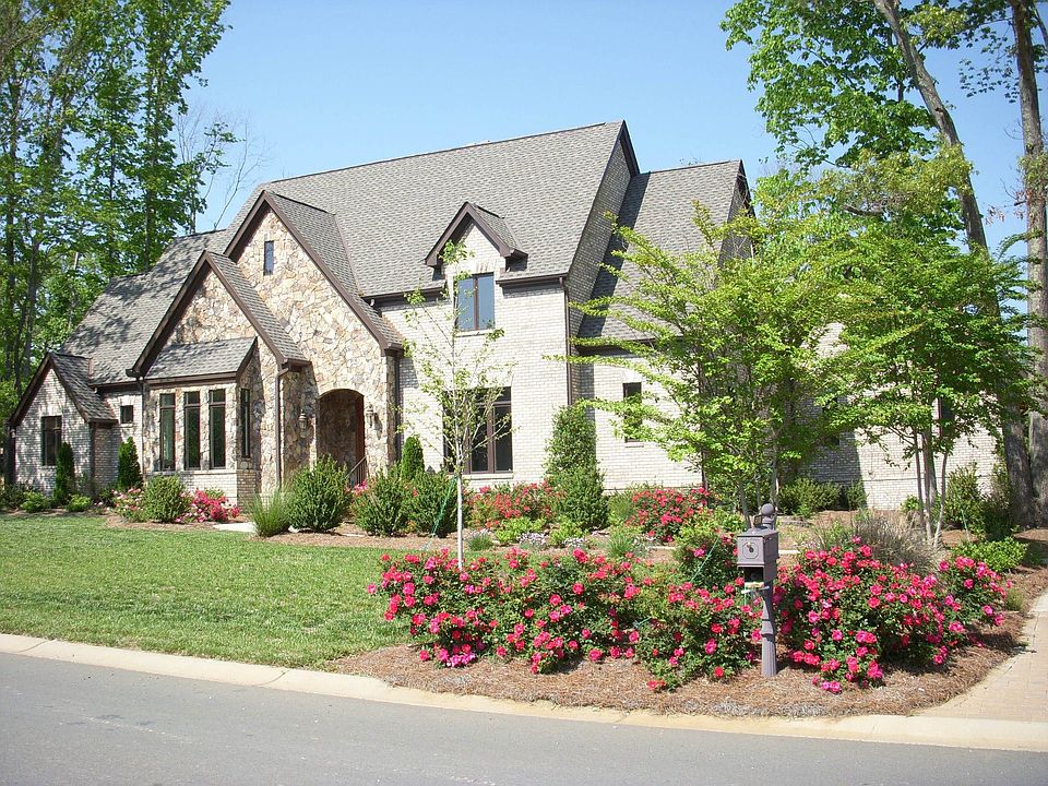 8100 Skyecroft Commons Drive Waxhaw, NC 28173