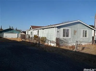 13307 Welch Rd photo 1