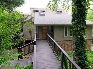 1651 Nob Hill Rd, Dallas, TX 75208