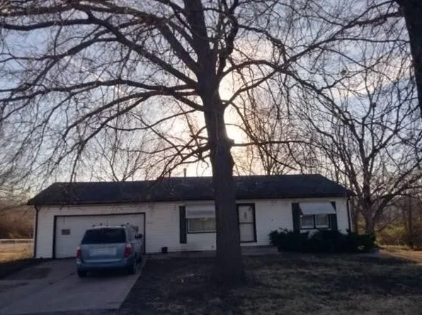 6801 Bristol Ave, Kansas City, MO 64133