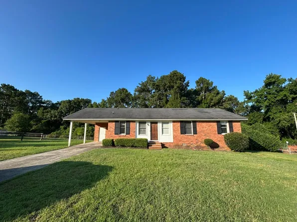 5722 Whisperwood Dr, Dalzell, SC 29040