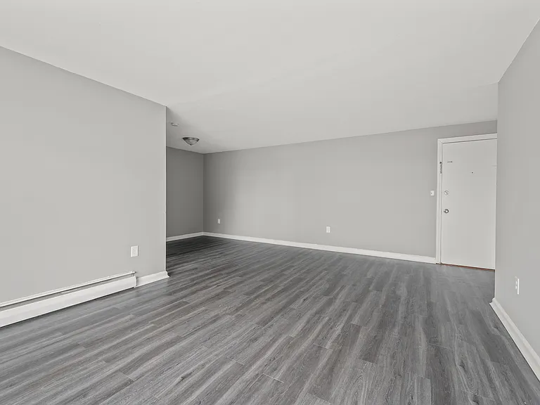 212 Laurel St #3C — Photo 6