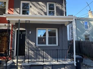 719 N Locust St, Wilmington, DE 19801