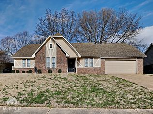 7002 Timber Rise Cv, Memphis, TN 38125