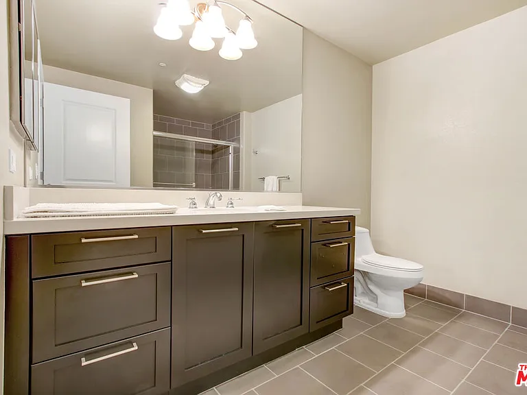 589 Americana Way #423 — Photo 13