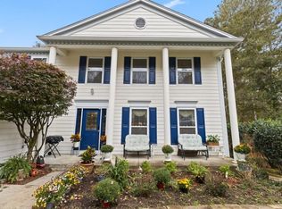 1055 Cranberry Crk, Roswell, GA 30076