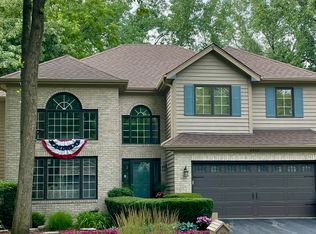 2412 Pepper Tree Ct, Lisle, IL 60532