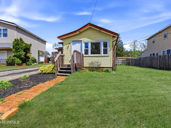 141 Mill St, Toms River, NJ 08757