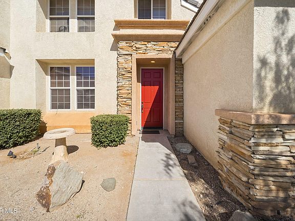 3rd image of 40949 Knoll Dr