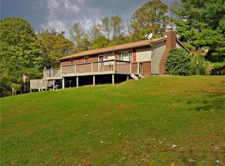 144 Shelby Ln, Apollo, PA 15613