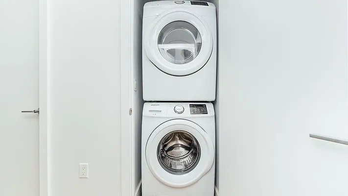 Rented by Nooklyn NYC LLC | media 20