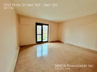 3552 Peter St UNIT 303, Windsor, ON N9C1J5