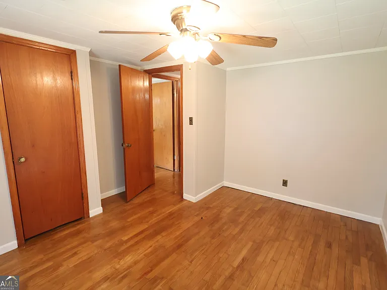 140 Bell Ave SE — Photo 22