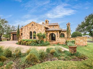 100 Milagro, Horseshoe Bay, TX 78657