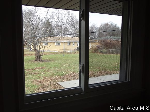 1st image of 44 Parkway Dr