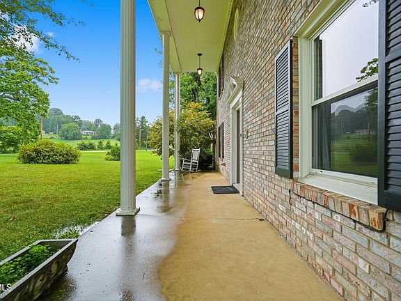 5th image of 578 Blakley Dr