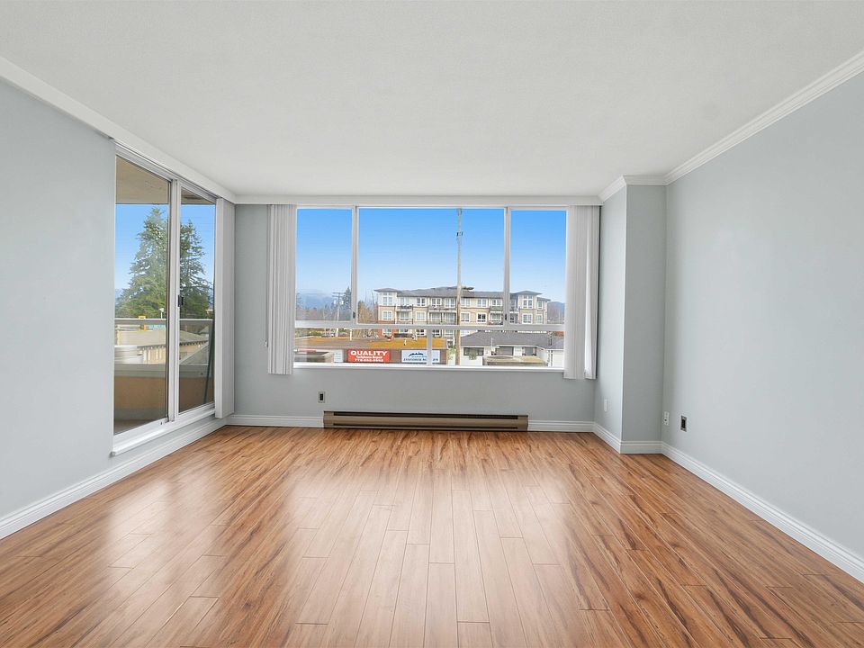 1st image of 11980 222nd St #202