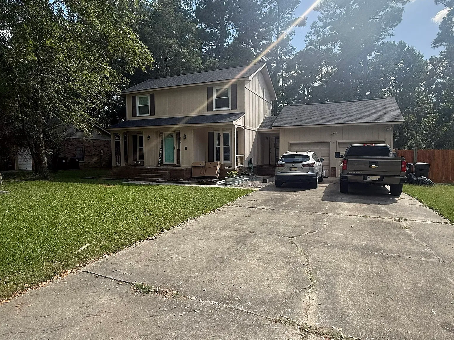 3 bed, 1.5 bath, 1338 sqft, $2,300 — Photo 1