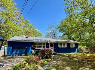 35 Smith Rd, Ridge, NY 11961