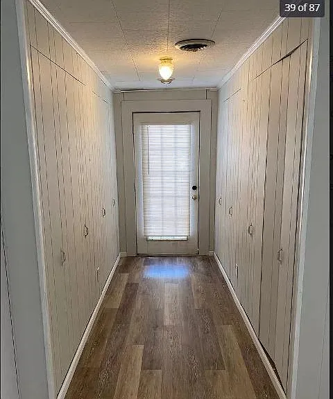 2419 S Greenwood Ave — Photo 34