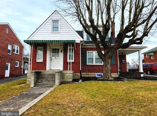 405 W Main St, Romney, WV 26757