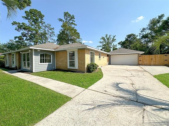 3rd image of 3207 Chaparral Way