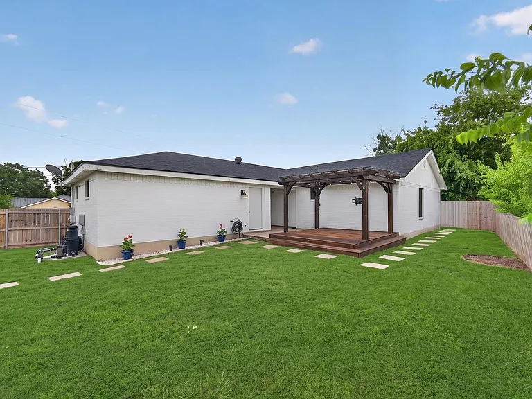 2964 Vista Pkwy — Photo 15