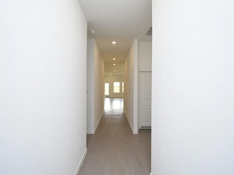 6303 Golden Seaton Dr — Photo 15