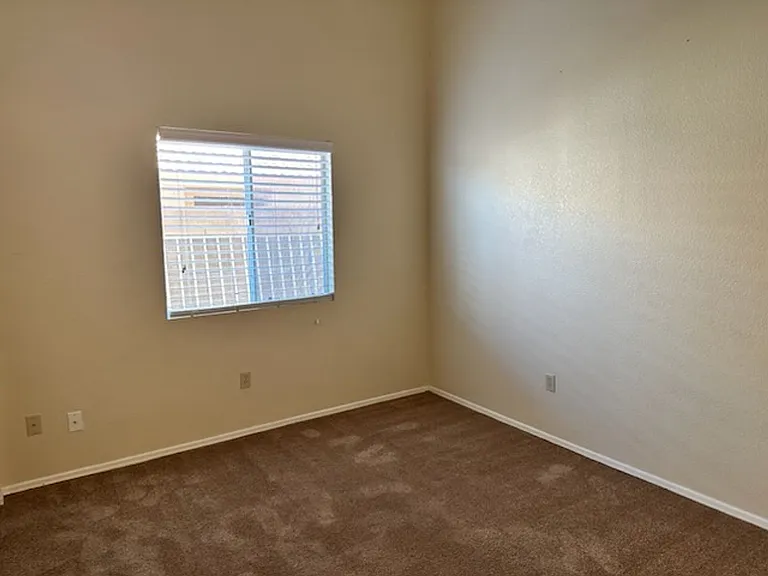 4106 E Ashurst Dr — Photo 14