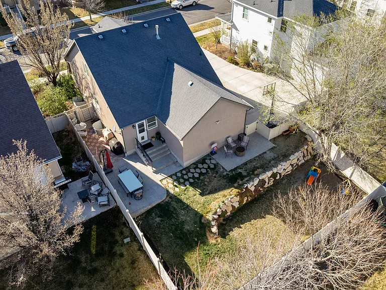 11719 S Zephyr Way — Photo 27