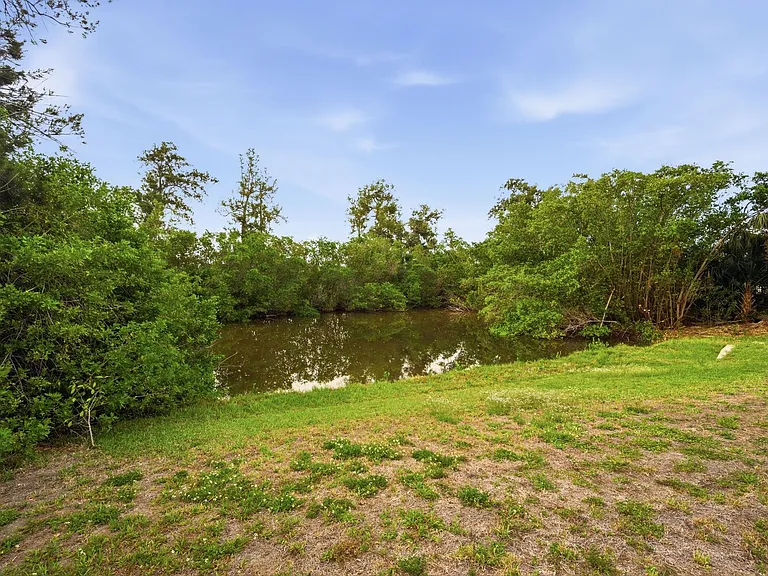 718 Bunker View Dr — Photo 23
