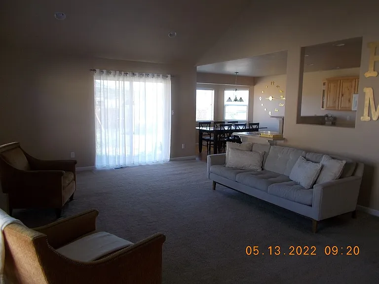 1382 Kremer Dr — Photo 5