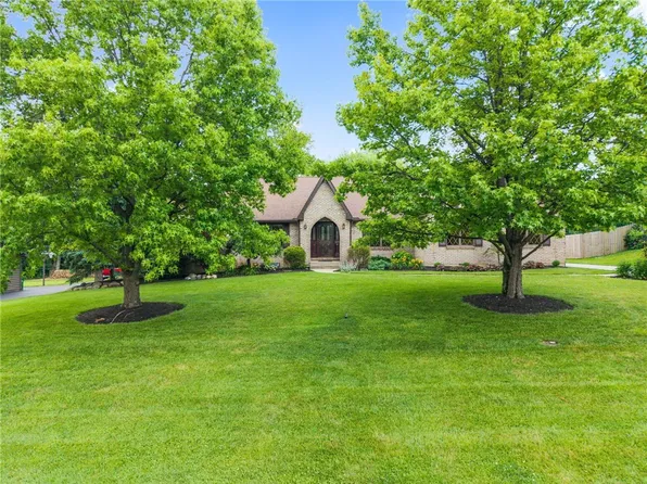 7630 Essington Cir, Dayton, OH 45459