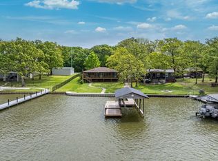 111 Carson Rd, Mabank, TX 75156