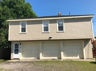 48 Hatch St, Mystic, CT 06355