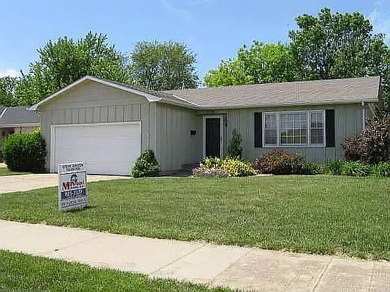 1st image of 2058 Lewis St