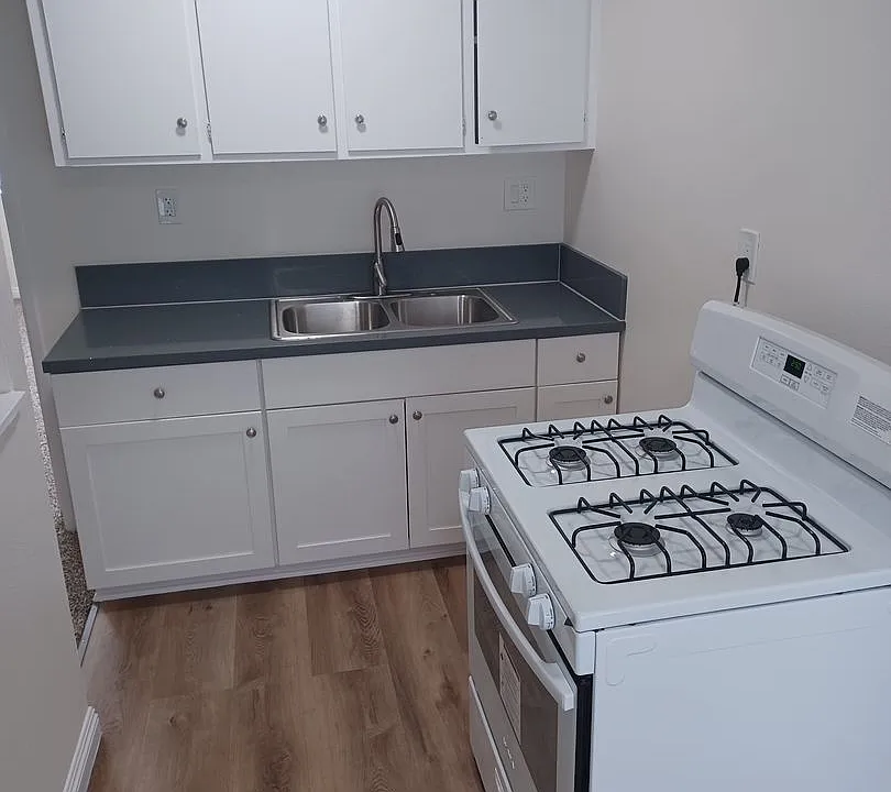 12531-12541 Morningside Ave