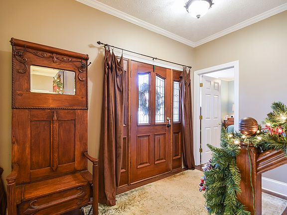 4th image of 9116 Saddlebrook Way