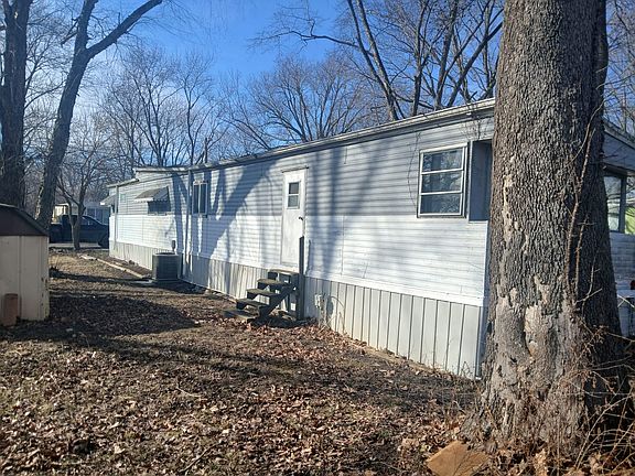 2nd image of 11 Camelot Dr