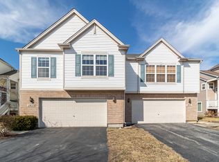 2429 Timber Springs Dr, Joliet, IL 60432