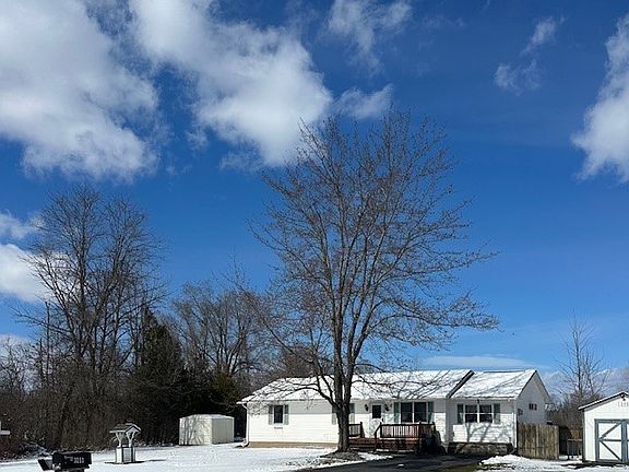 3rd image of 3263 Pine Ridge Rd