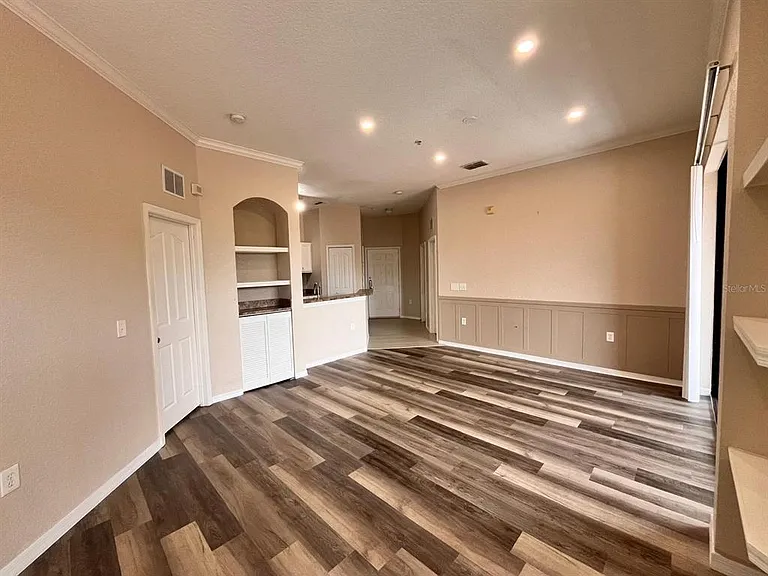 6149 Metrowest Blvd #305 — Photo 8