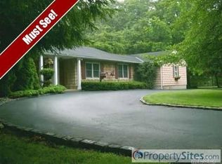 70 Quail Run, East Islip, NY 11730