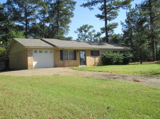 2526 County Road 100 N, Overton, TX 75684