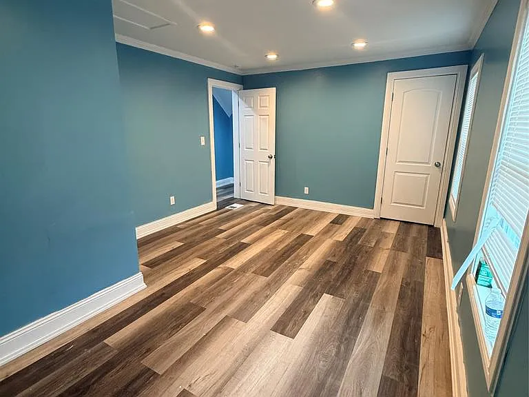 385 Whittemore St — Photo 10