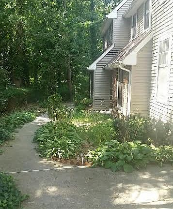 2nd image of 20 Barnes Ln #20B
