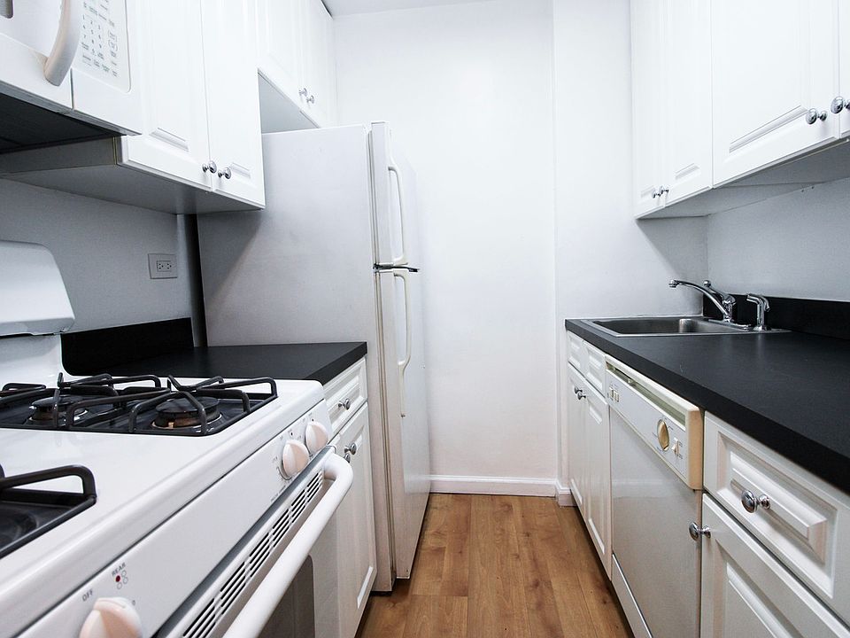 2nd image of 310 E 65th St #4D