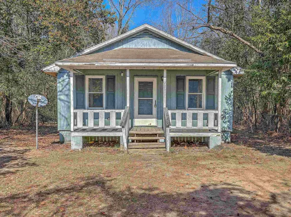 225 Reardon St, Manning, SC 29102