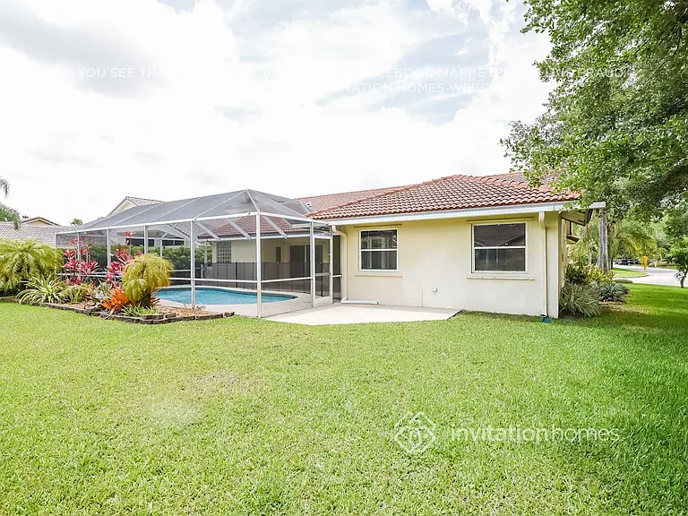 4645 NW 99th Ln — Photo 20